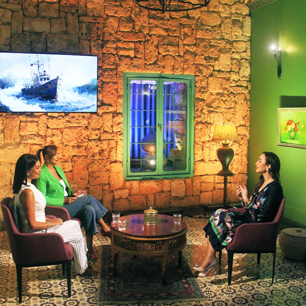 lara_alarab's tweet image. 🎤✨ مشاركة في برنامج #شرفتونا على #AlphaNetwork حول بداية العام الدراسي 📚
كيف نزرع العادات الصحية 🌱، ونوازن بين النوم 🛌 والتكنولوجيا 💻،
وكيف يكون #الذكاء_الاصطناعي 🤖 أداة للتعلّم بدل التشتيت

#Education #AIinEducation #YouthEmpowerment #MENA #FutureOfLearning