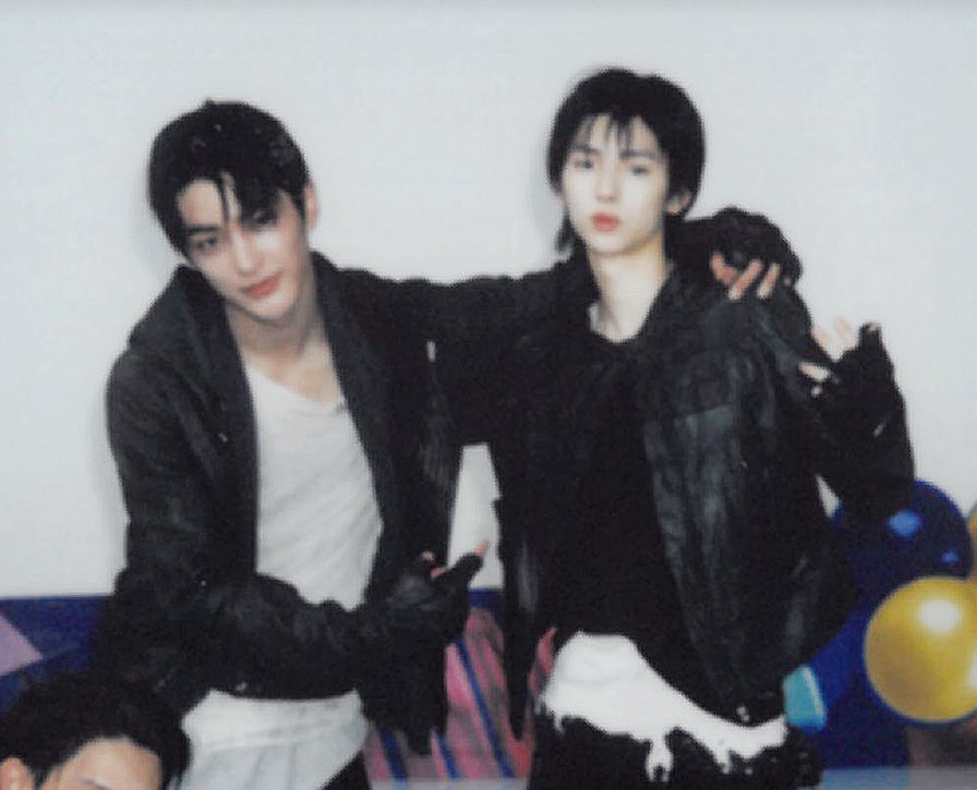 090214x080103's tweet image. 