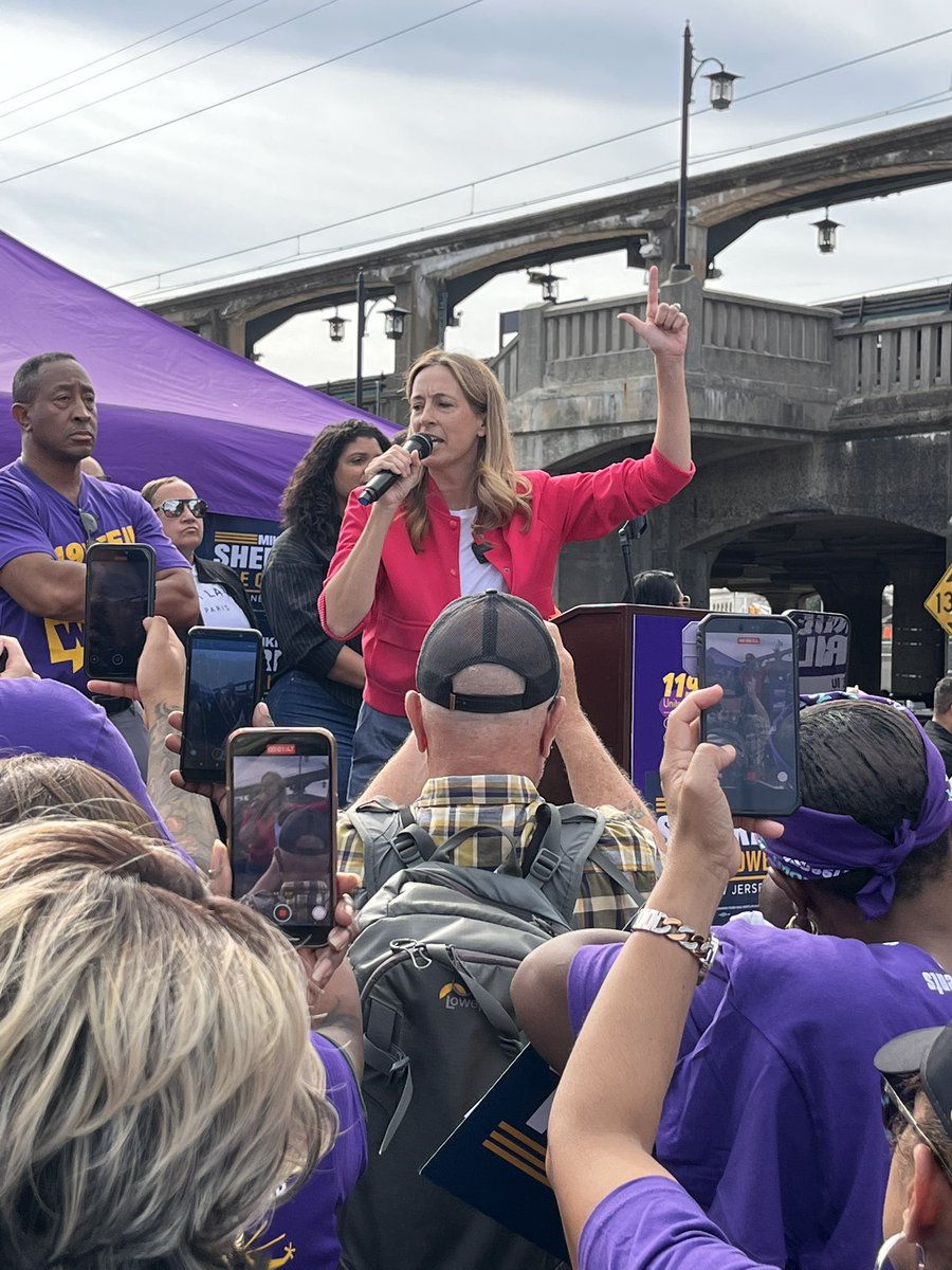 <a href="/SEIU_NJ/">SEIU NJ Council</a> our members are at the forefront-of essential work and keep our cities running. <a href="/MikieSherrill/">Mikie Sherrill</a> supports us, shares our values and protects our communities. Proud to endorse her…Knocking on doors, Boots on the ground, the time is now!
#navypilotmomdemocratfornj