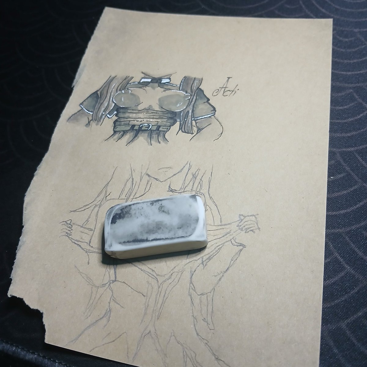 acti762814's tweet photo. En proceso...

#hentai #anime #dibujo https://t.co/4AB9hF990j
