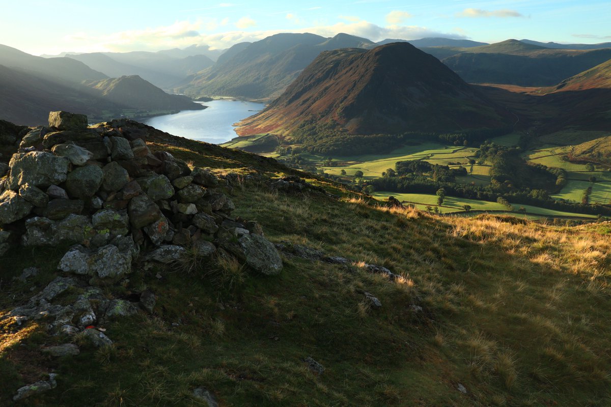 Out early yesterday for a quick walk up Low Fell and Fellbarrow.