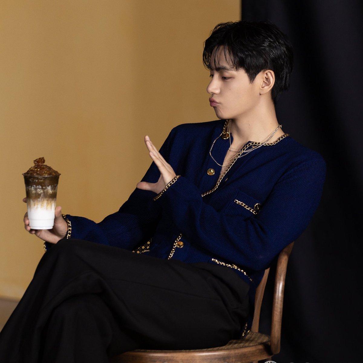 THIS DIVA???