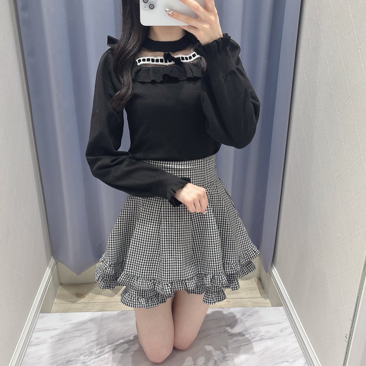 evelyn原宿店 𝙶𝚒𝚛𝚕𝚢 𝚌𝚘𝚘𝚛𝚍𝚒𝚗𝚊𝚝𝚎໒꒱·̩͙ 🖤シアーフリル