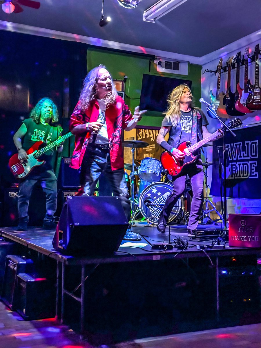 ⚡️🎸Here We are rocking Humble Heart in San Diego California⚡️🎵