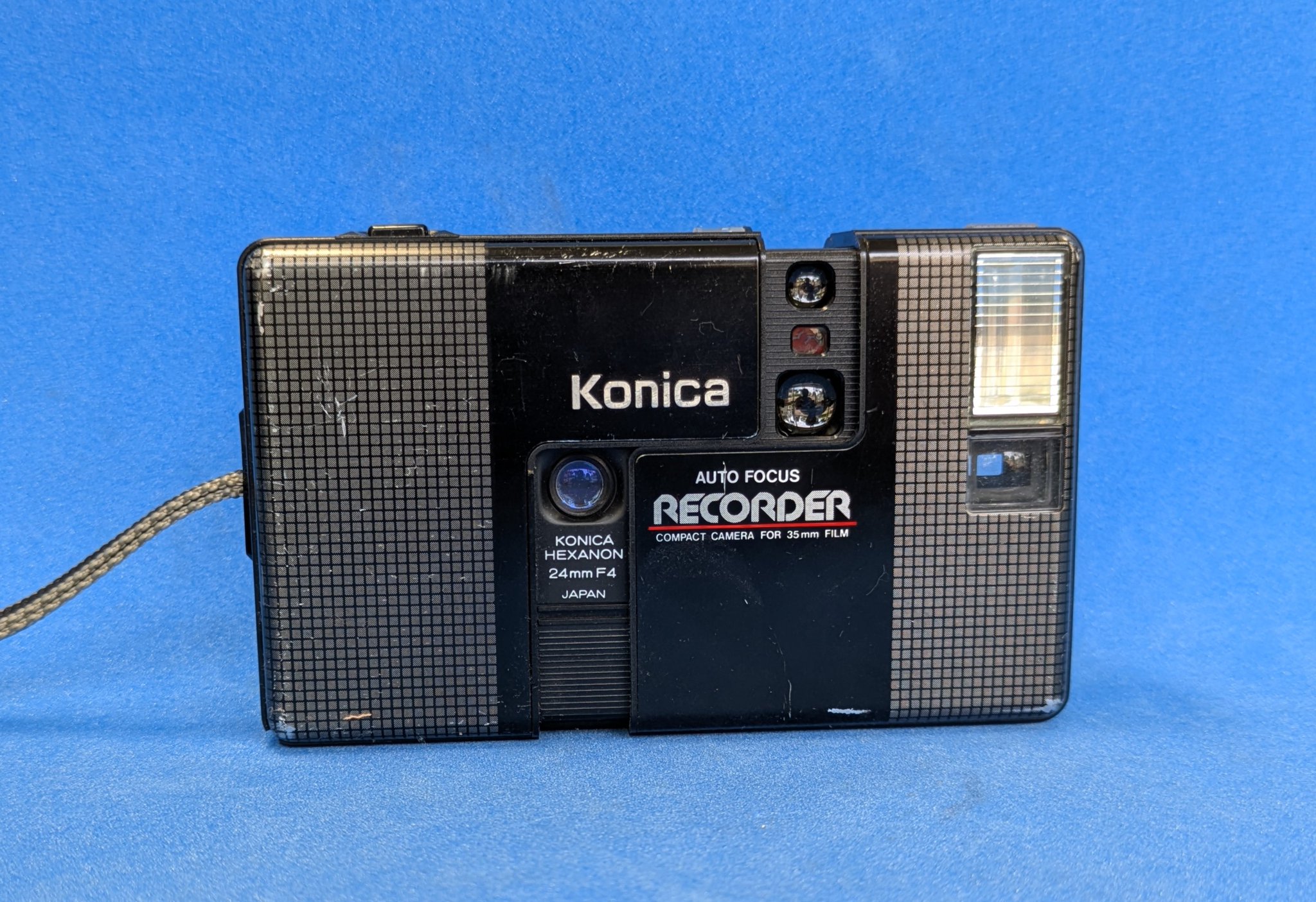 コニカ　レコーダー ハーフサイズカメラのコニカ レコーダー KONICA RECORDERを新宿