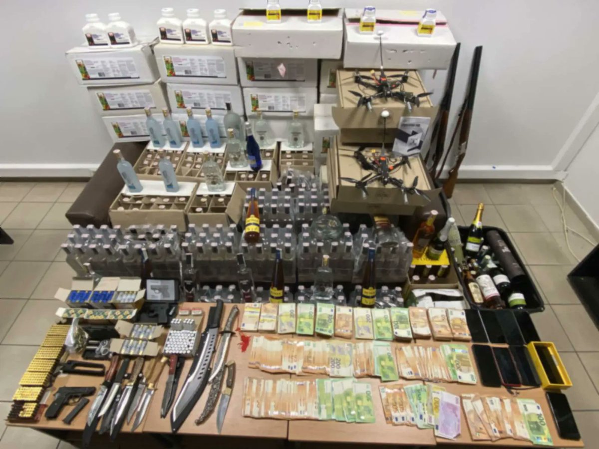 Ελληνική Αστυνομία tweet media