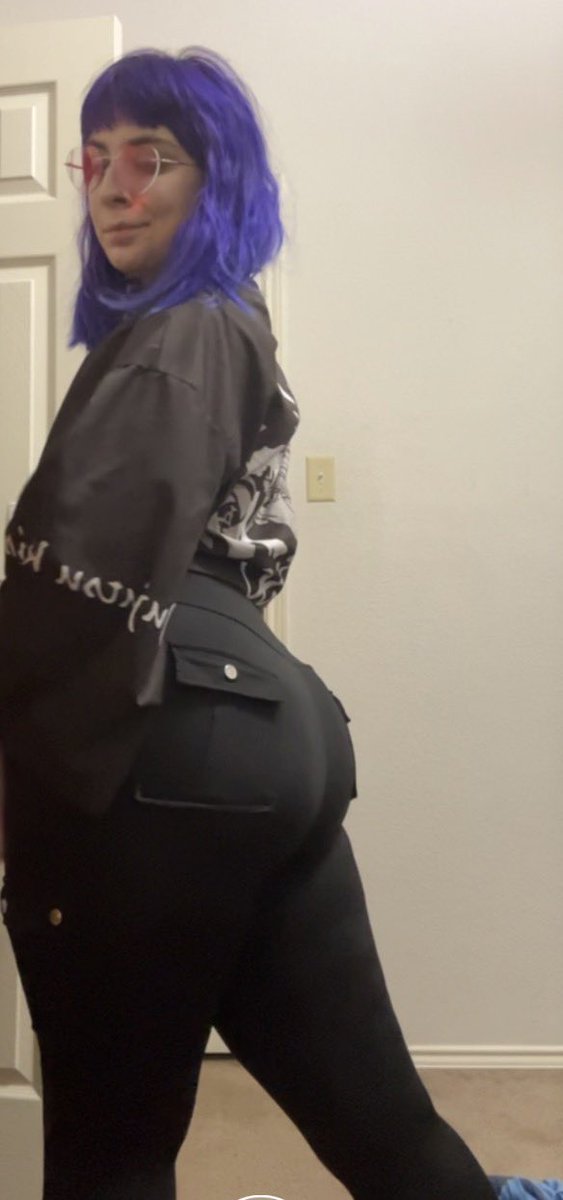 ox_Himiko_ox's tweet photo. Good evening 

#bigtits #whitegirl #freeof #leaked #Ass #thickwhitegirl #onlyfans #OF #model  #ropebunny #brat #kinky #submissive #nsfw #explicit  #horny #bisexual  #sub #boobs  #fansly #bdsm #freefansly #young #cute #pussy #petite #teen #cute #altgirl  #emogirl https://t.co/LdgqrubLnS