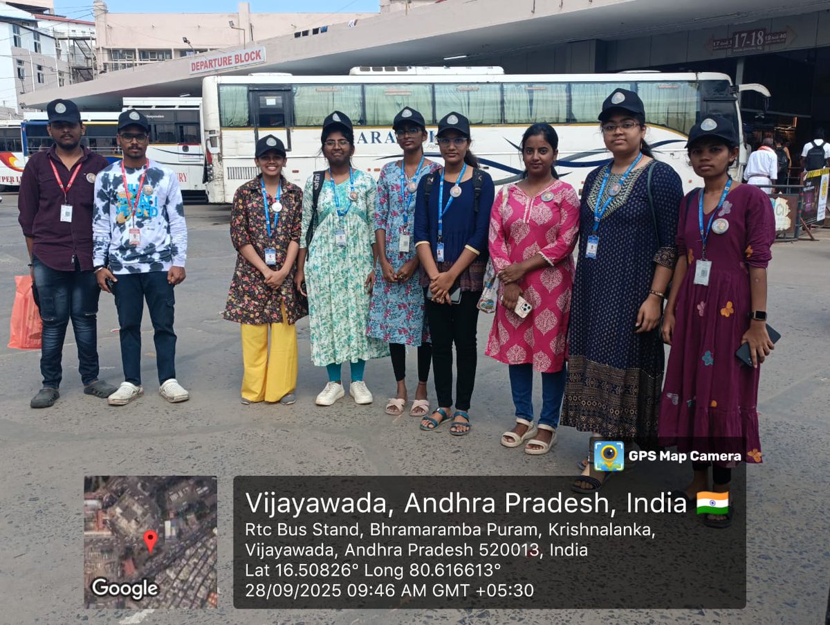 VasavyaM's tweet image. ⏳✨ Time Bank – Day 3 in Action ✨⏳

On the 3rd day of the Time Bank pilot initiative, @VasavyaM , in collaboration with the NTR District Administration, engaged volunteers from NRI Institute of Technology in community service.

#TimeBank #Service2Community #Youth4Elders #VMM