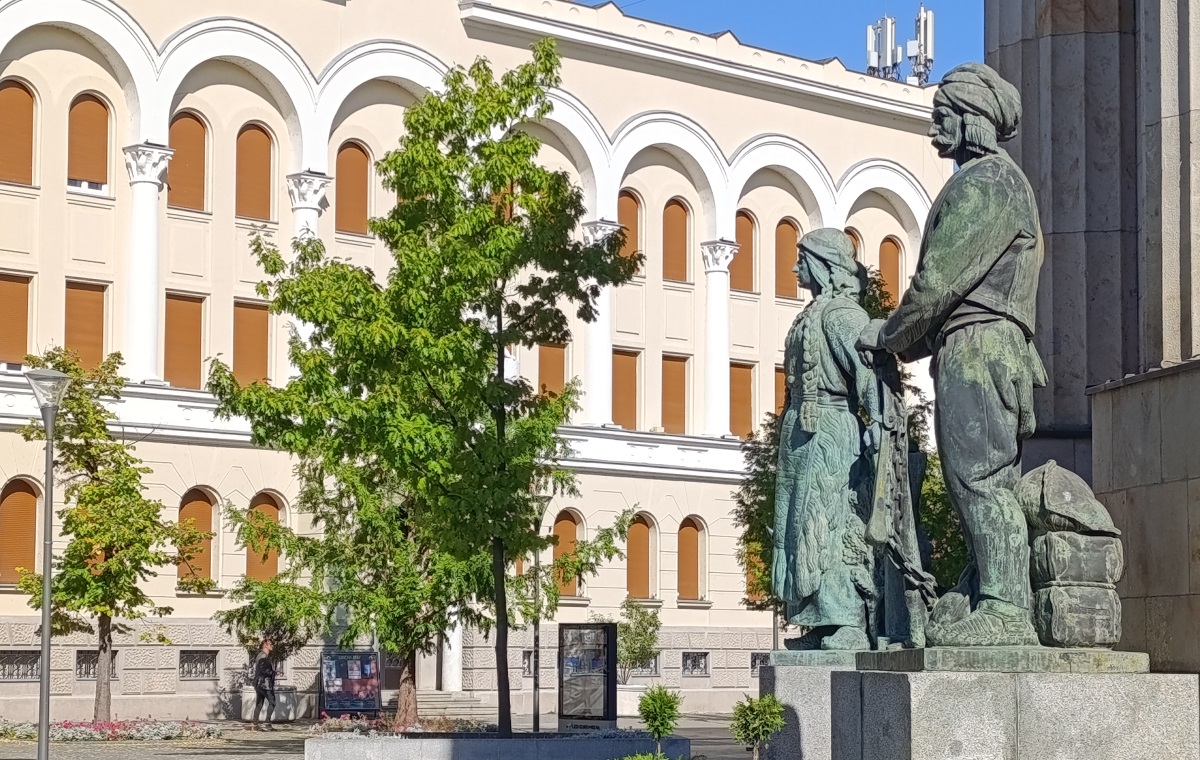 Фељтон о архитектури на нашим просторима (3): Бања Лука у Врбаској бановини 

"У овај град ће (...) бити уложено много, од стране Краљевине и он ће у потпуности промијенити своје лице, донијети неке нове трендове и увести тада савремену свјетску архитектуру, коју данас знамо као