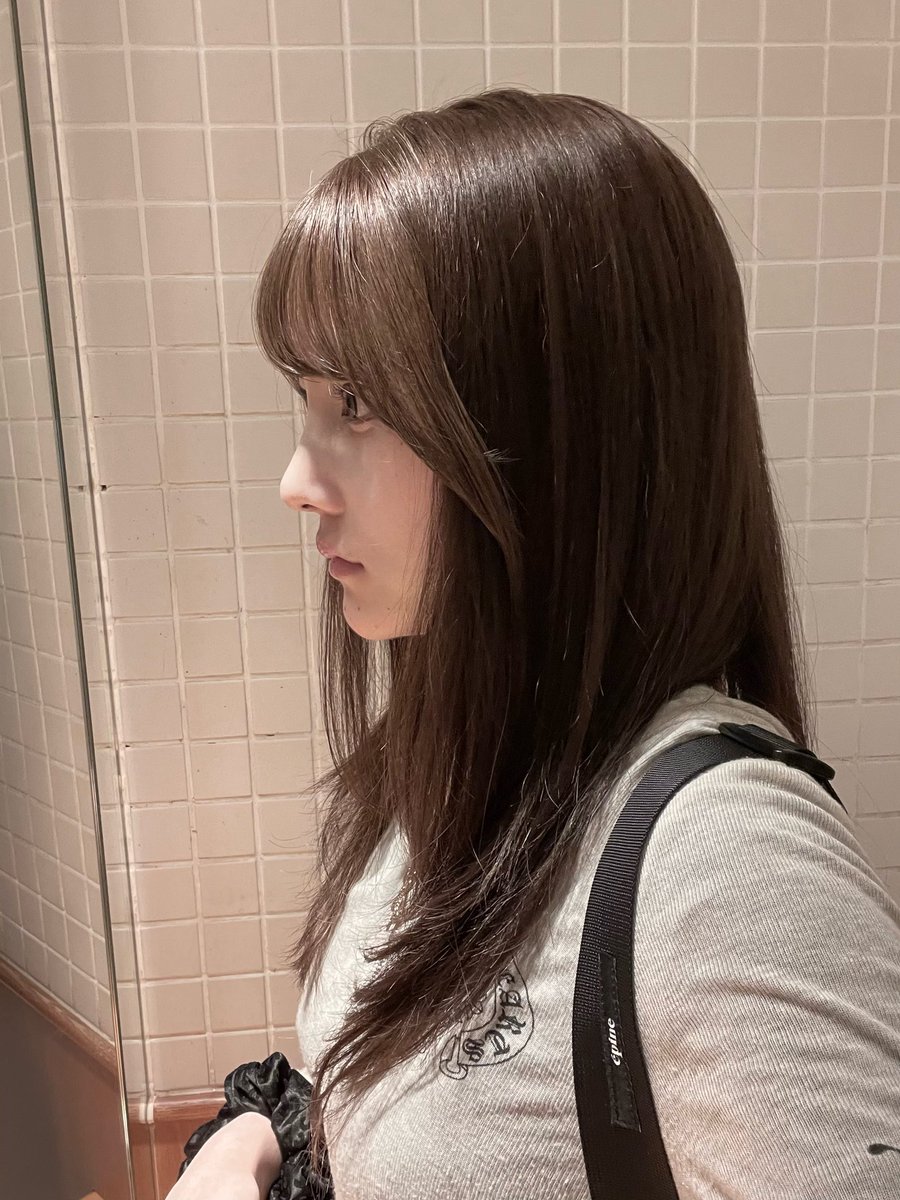 モ tweet media