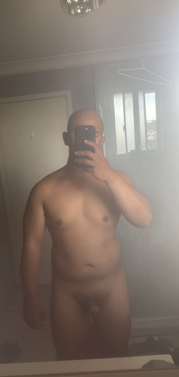 eetswa98's tweet photo. Tan game is strong https://t.co/V5BHEQSjhy
