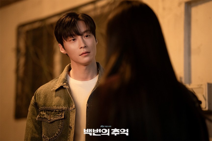 ddadan2018's tweet photo. 요즘 백번의 추억 보면서 계속 미쳤다 미친 개좋아 개이뻐 이말만 반복....나이가 먹었으면 이제 좀 어른스럽게 말할줄 알아야하는데 그저  눈이멀고 도파민에 절여져서 이러고있음 개좋아요 진짜 https://t.co/pT91NFv8mT