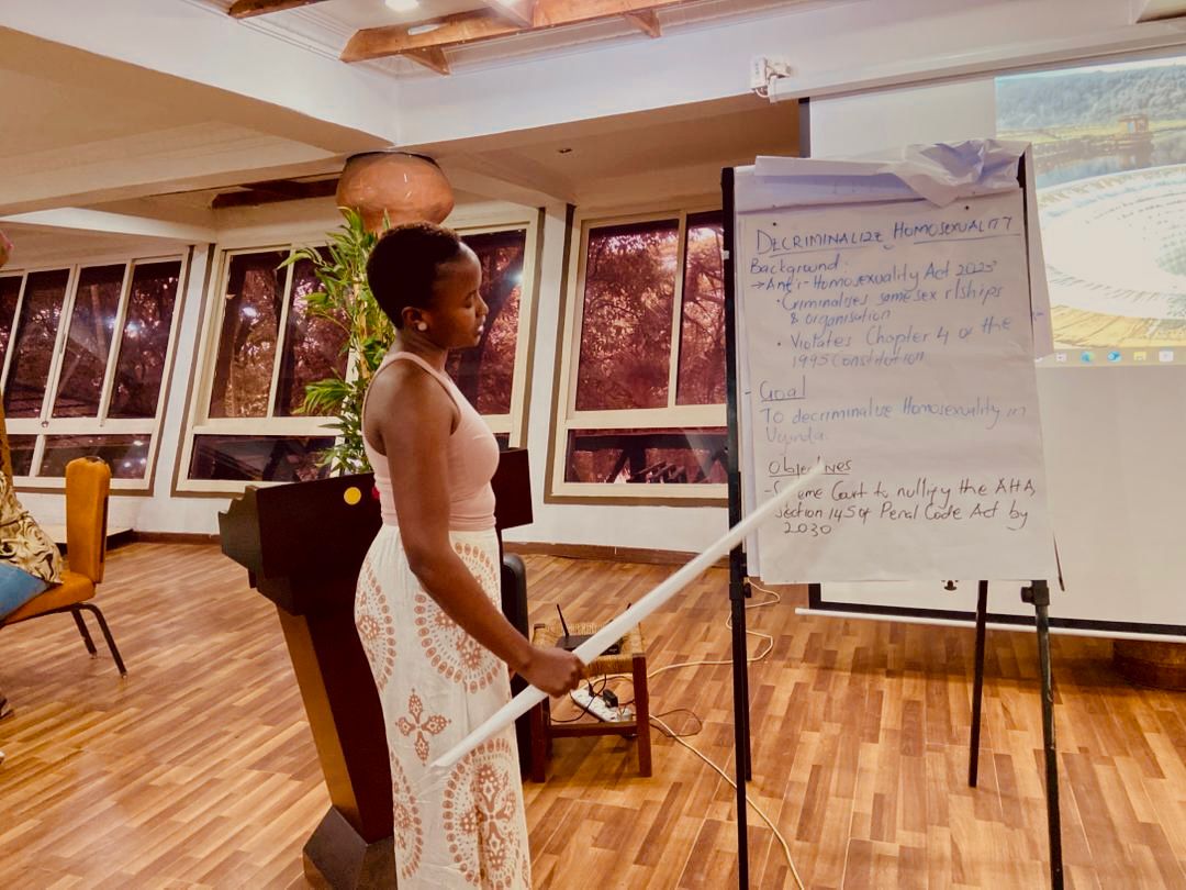 WomenProbono's tweet photo. Last week, we joined fellow #CSMMUA members for a training on communicating sensitive #SRHR issues, organized by @RHUganda.

Understanding how to communicate SRHR is crucial to advancing the rights of women and girls. This training enhanced our capacity to advocate effectively for their #SRHR across #Uganda.

#GenderJustice #WomensRights #SRHRAdvocacy