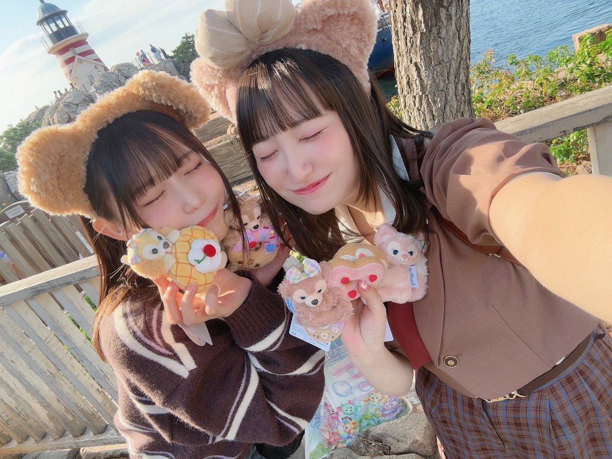 kohinatamika's tweet photo. 先日のんのんとディズニーへ行ってきました🐻🌊✨

お散歩してご飯食べてのゆったりディズニーでめちゃめちゃ幸せでした☺️💕
波長が合うのんのんとのお出かけは楽しくてとってもラブです…🫶

のんのんを1番可愛く撮れるのは俺だ…📷😏 https://t.co/Y4pNYi2F2f