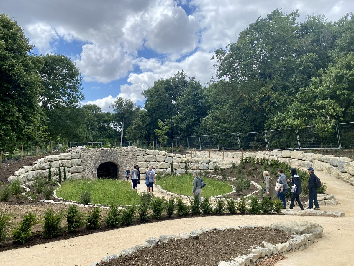 Did you know that from the Marble Hill Volunteer Garden team,they have started the careers for a number of apprentices. Former volunteers are now apprentices in Kew,Kensington Palace and of course Marble Hill.Make your mark and volunteer.More information  english-heritage.org.uk/support-us/vol…
