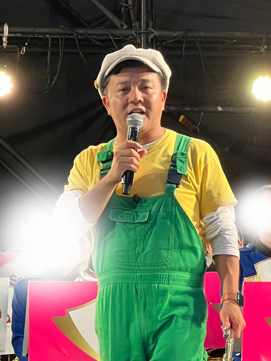 ミュージックシティ天神へ
初めてお邪魔しました👀
松井さん、敦ちゃん、マサルさん
生で見るのは初めてでした🎵
松井さんの男泣き🥹
敦ちゃんの涙🥹
みんな頑張ったのが伝わりました！
おいしい所はぜーんぶ斉藤さんが
持ってっちゃいましたね🤭
#MCT
#ミュージックシティ天神
#めんたいワイド