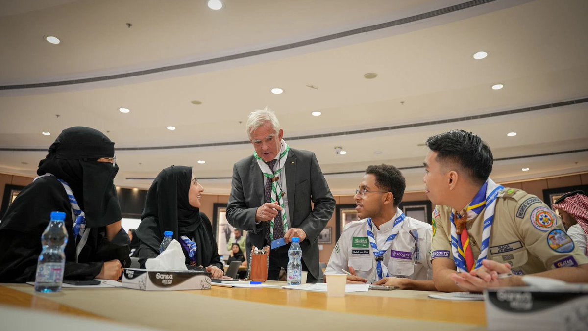 القائدة نور الحسني من جمعية كشافة الإمارات كانت جزءًا من محطة تاريخية مع إطلاق المرحلة الجديدة من مبادرة رسل السلام في الرياض، بمشاركة أكثر من 60 كشافًا من مختلف دول العالم 🌍.

#رسل_السلام #كشافة_الإمارات #السعودية