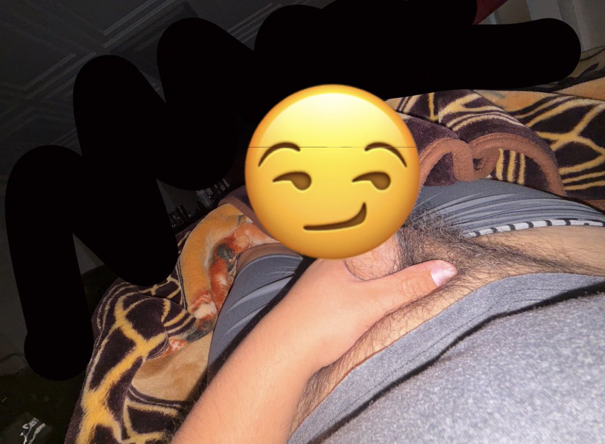 redxcted_1's tweet photo. who up https://t.co/yVNtfnpV2G