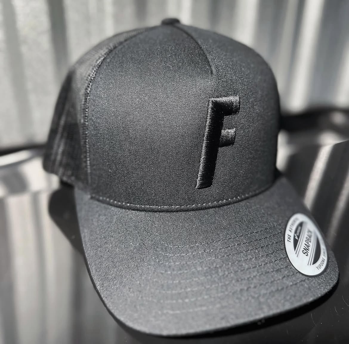 teetotalltd's tweet photo. 😍 Enquiries: sales@teetotaluk.com
#trucker #cap #merch #customembroidery #customprint #branding #kingstonuponthames #teetotalltd https://t.co/dIGynkvHue