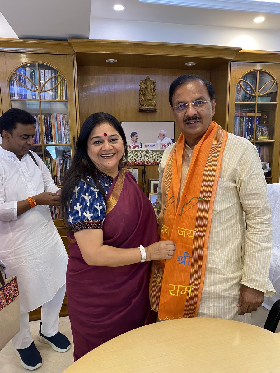 Sunita Sharma(मोदी का परिवार) tweet media