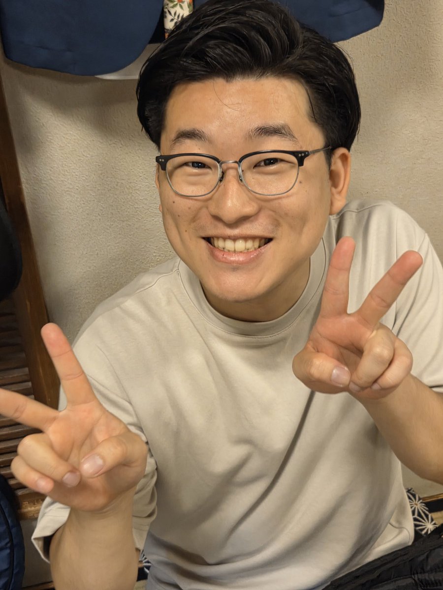 新真打ち御披露目興業、九日目❗
主任柳家やなぎ師匠❗今日も大入満員❗満員御礼。
楽屋も賑やかですよ
