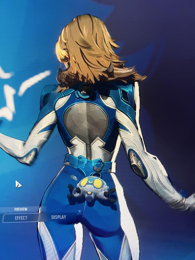 I made the H.E.R.B.I.E accessory for my Invisible Woman cosplay 💙🤖

<a href="/MarvelRivals/">Marvel Rivals</a> #MarvelRivals #InvisibleWoman