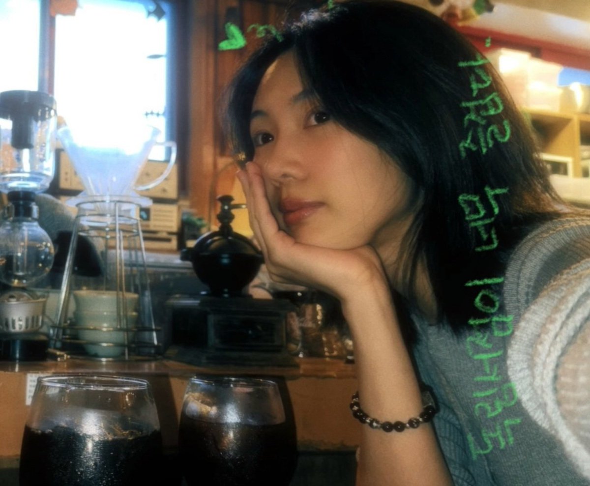 Yoohyeon's Instagram Story Update 🐶💚