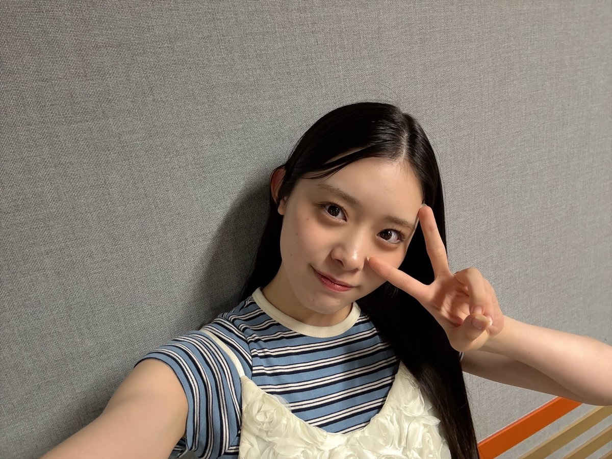 ebichu_staff's tweet image. 📻お知らせ📻

本日、18:45〜 🛎
ラジオNIKKEI 第1 
『私立恵比寿中学のマネ部！』 

本日のテーマは 
『株価が上がるとなにがいいの？』

#中山莉子 🩵と #風見和香 🤍が登場します🐰

お楽しみに🌷

#えびちゅうマネ部
#えびちゅう