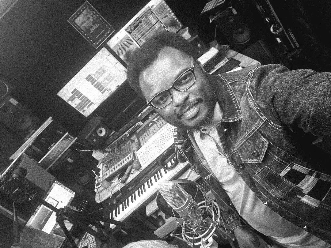 iam_lisma's tweet photo. Lisma Music Studios Egbeda Lagos #08023149170 https://t.co/kH7rKugu8e