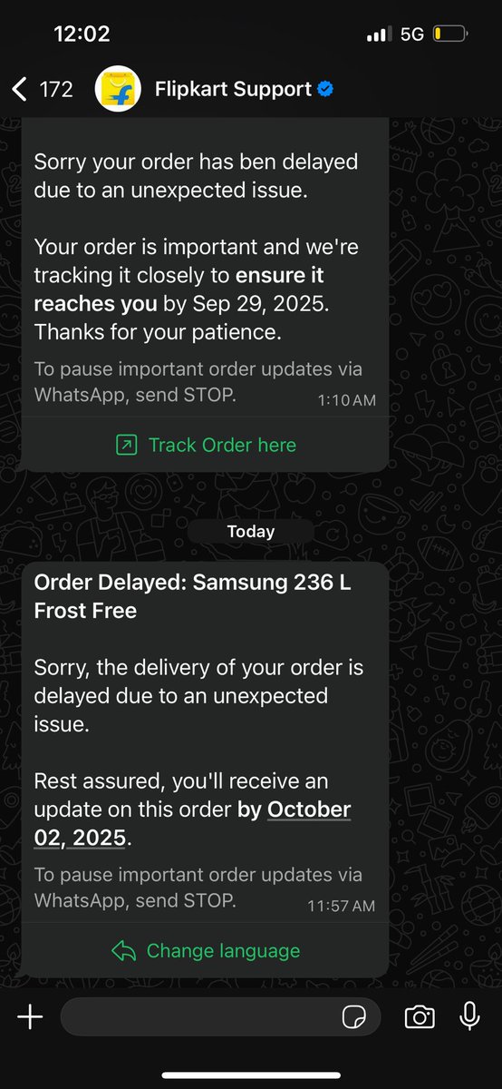 Neethu_Nambiar's tweet photo. @flipkartsupport I received a call from your team today mrng that the delivry would be done within 24hrs and jst now i rcvd a txt saying that the delivery has been delayed and there will be an UPDATE on the delivry only by 2ndoct which completes 1 week frm the expctd delivry date https://t.co/14UD8ZBto6