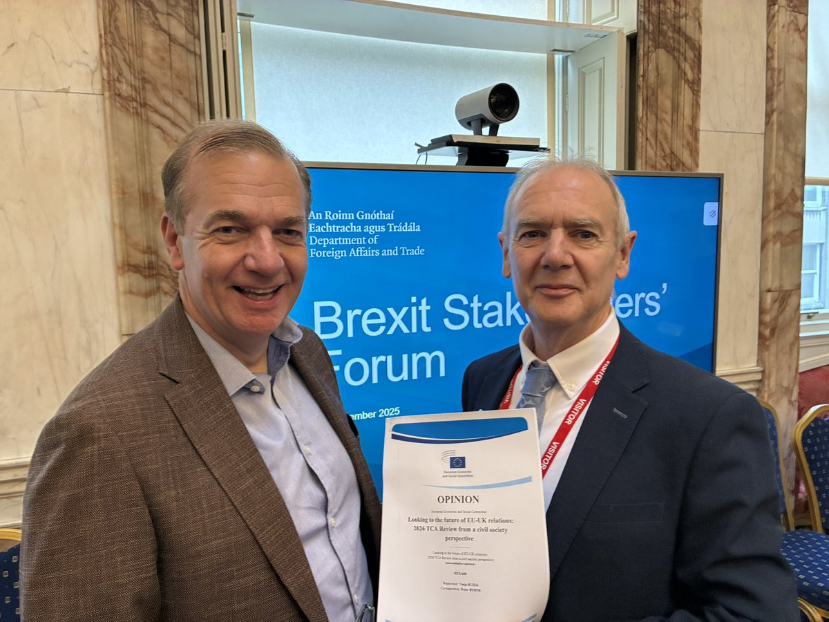 Peter150610's tweet image. 🇪🇺🇮🇪🇬🇧 it was good to present to Simon McKeever, CEO, Irish Exporters Association @IrishExporters the @EU_EESC opinion on the #CivilSociety  perspective of the #TCA review
 @TanjaBuzek @JOConnorTweets 
@eesc_rex @dfa @chambersireland
👉shorturl.at/Qa2L8