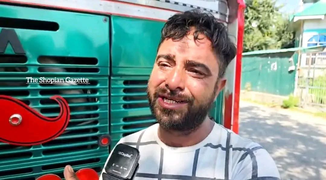 thenawakadal's tweet photo. A Kashmiri driver was fined (Chalaan) ₹55,500.
Truck number  JK22A3397

A poor Kashmiri truck driver, who struggles day and night just to earn a few hundred rupees for his family’s survival, was fined an unbearable ₹55,500 (Chalaan).

His truck, JK22A3397, is not just a vehicle – it’s his only source of livelihood, the bread and butter for his children. For a man who drives miles through sleepless nights, braving harsh weather and rough roads, this heavy penalty feels like a mountain crushing his dreams.

While he fights to put food on the table, such a huge fine leaves him shattered and hopeless. Behind every challan like this, there is a family’s pain, hunger, and silent tears.