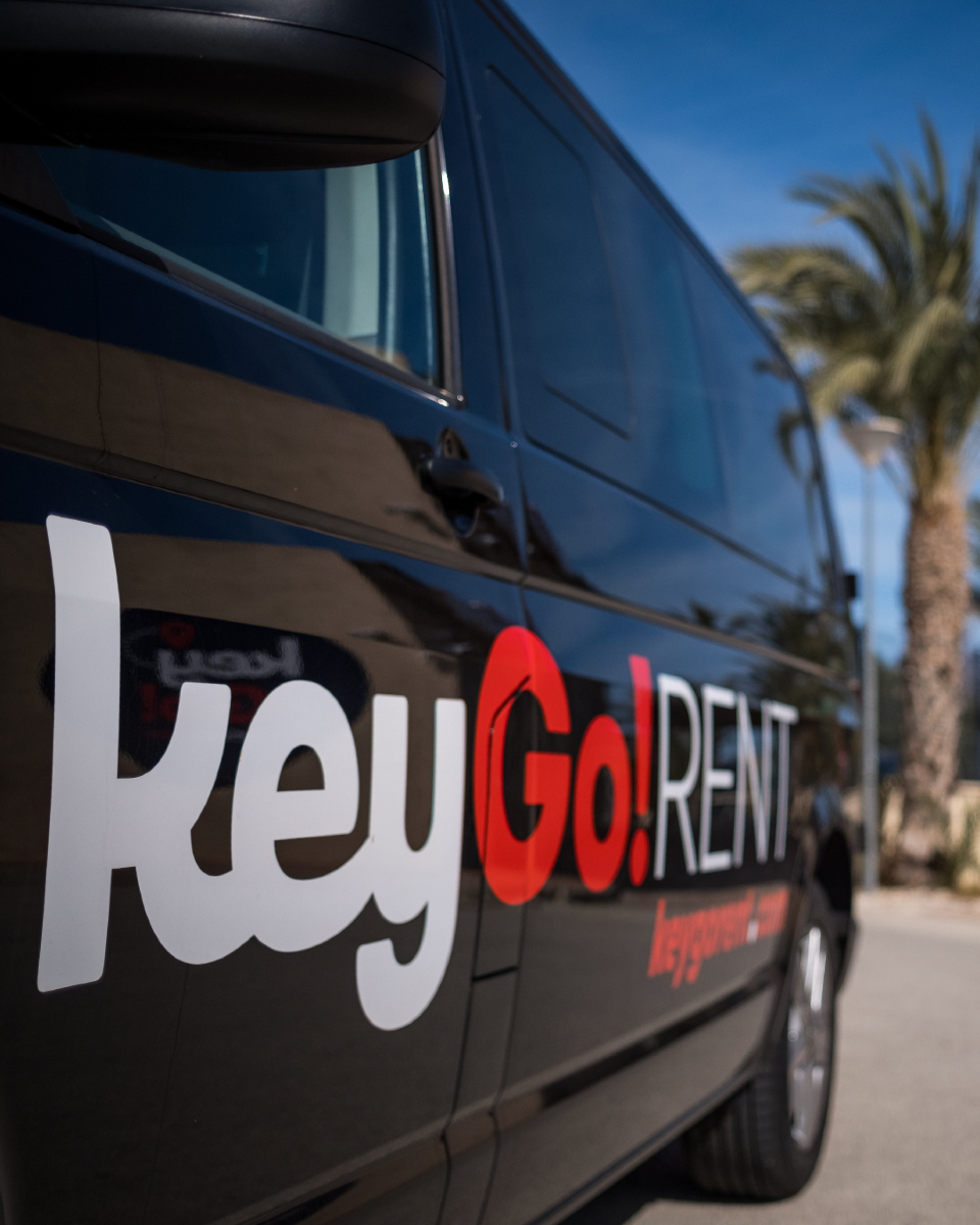 KeygoRent's tweet photo. ¿Necesitas espacio y comodidad para tu trabajo o mudanza?

Las furgonetas de KeyGo Rent están listas para ayudarte a mover todo lo que necesites, con seguridad y facilidad.

¡Alquila la que mejor se adapte a ti y empieza tu próxima aventura!

#rentingdecoches #rentacaralicante https://t.co/MWO9EieOPx