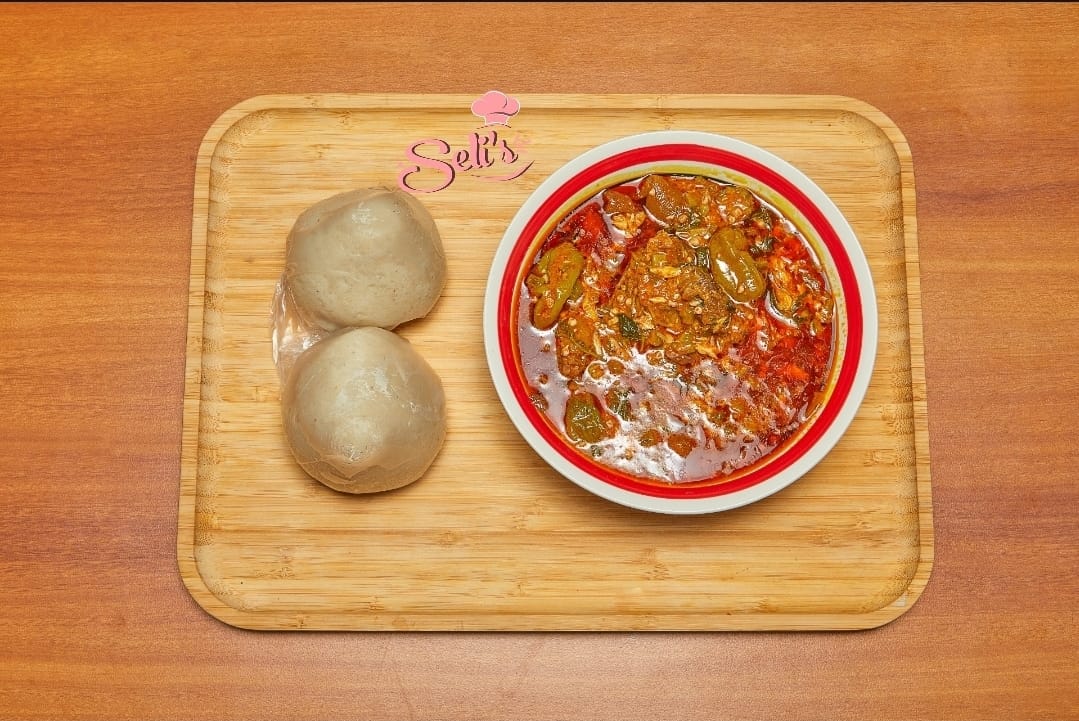 Selis Cafe tweet media