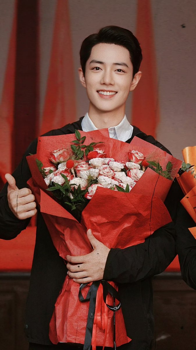 crying a river to sleep after read shat stu replied to #XiaoZhan. they wished that one day he can be himself 🥺 it's not like he's never been himself but he's been living as someone else for the most of time — playing various role and characters with their multiples emotions and