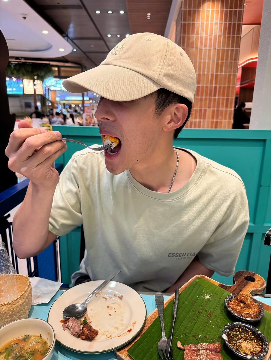 PierinradaO's tweet image. #james_jamesma&apos;s IG update 

ได้กินละน้าาาาา 😘

#พายรินรดา
#pierinrada
#เจมส์มาร์
#pierinradaofficial
#ขนมหวานของพาย