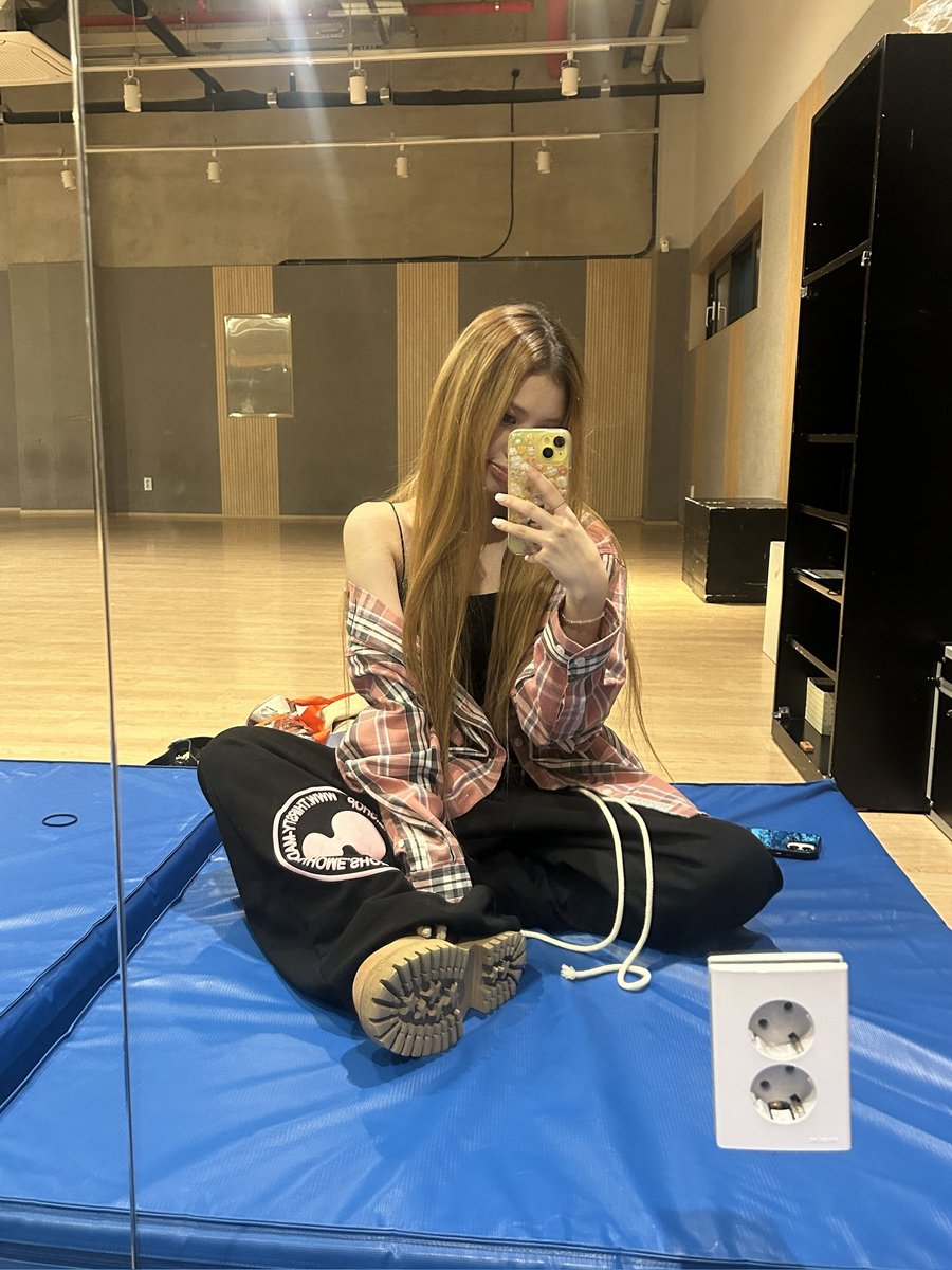 ⠀⠀⠀⠀⠀

੭੭   𐔌՞. .՞𐦯  ݂ ( .. 𝓞𝓭𝓭𝓵𝔂 𝓦𝓸𝓻𝓵𝓭 )   ׄ 🧸 ꒱
𝘼𝙡𝙞𝙣𝙚 update! ₊﹒    ⌣

Hello (*＾＾*)//
⠀⠀⠀⠀⠀