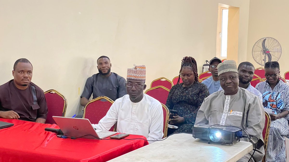 NSMoAOfficial's tweet photo. 4th Quarter 2025 Niger State AGRA Grantees Meeting

AGRA Partners meeting provides an opportunity for Grantees to share information on key achievement within the quarter, Identify areas of synergy/collaboration and jointly plan and coordinate activities for the upcoming quarter. https://t.co/ct0tcs7N4o