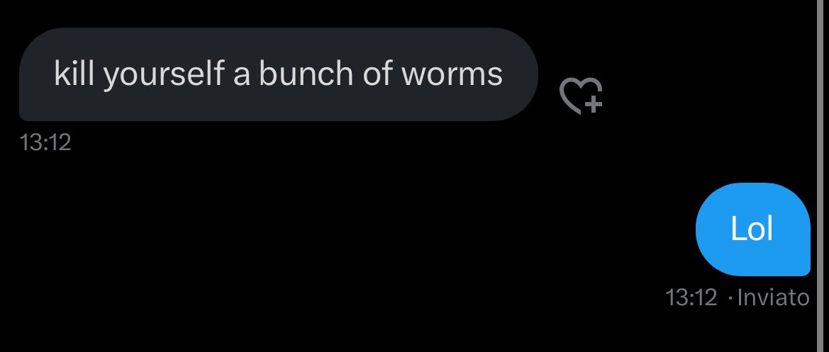 Peccato non sia italiano ma solo attraverso un telefono possa parlare e soprattutto solo per una partita. Ma tra qualche anno mi vado a scopare sua sorella che somiglia al megasgherro del suo deck e sua madre come un bombarolo che lancia le sue tette davanti a me. Buona giornata