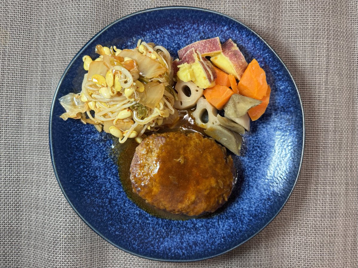 Kaori_Shokutaku's tweet photo. 仿¥ã®1人ããã¡ã飯㯠#FitDish ã®ããã°ã©ã¹ãã³ããŒã°ïŒå€§è±ãããã®ãã ã颚å³ïŒæ ¹èã®ã°ã©ãã»ðœïž
ãã³ããŒã°ãšãã ã颚éèã䞊ã¹ããªããŠã©ããªçµã¿åãããïŒãšæãã€ã€ããé£ã¹ãããã®ãéžãã ããããªã£ãð€£ ãã®æã®æ°åã§å¥œããªãæ£èãéžã¹ãã®ãæ°ã«å
¥ã£ãŠãð
#ããã¡ã飯
#ææãã飯 https://t.co/Bq9sfidhve