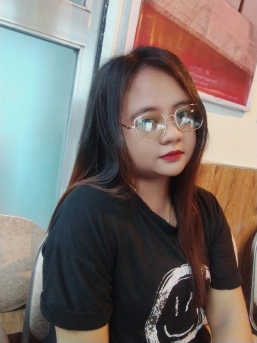NobethEsquillo's tweet photo. Feeling cute https://t.co/yqc4MEpGbZ