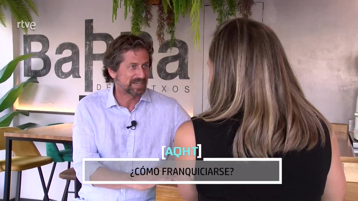 ¿Alguna vez has pensado en EMPRENDER?

🤠Si no te van mucho las "aventuras" 
y quieres ir más a lo "seguro"

✴️Tienes otra opción,
si sueñas con ser tu propio jefe: 
montar una FRANQUICIA

¿Cómo se hace? 👇

▶️rtve.es/v/16750492/