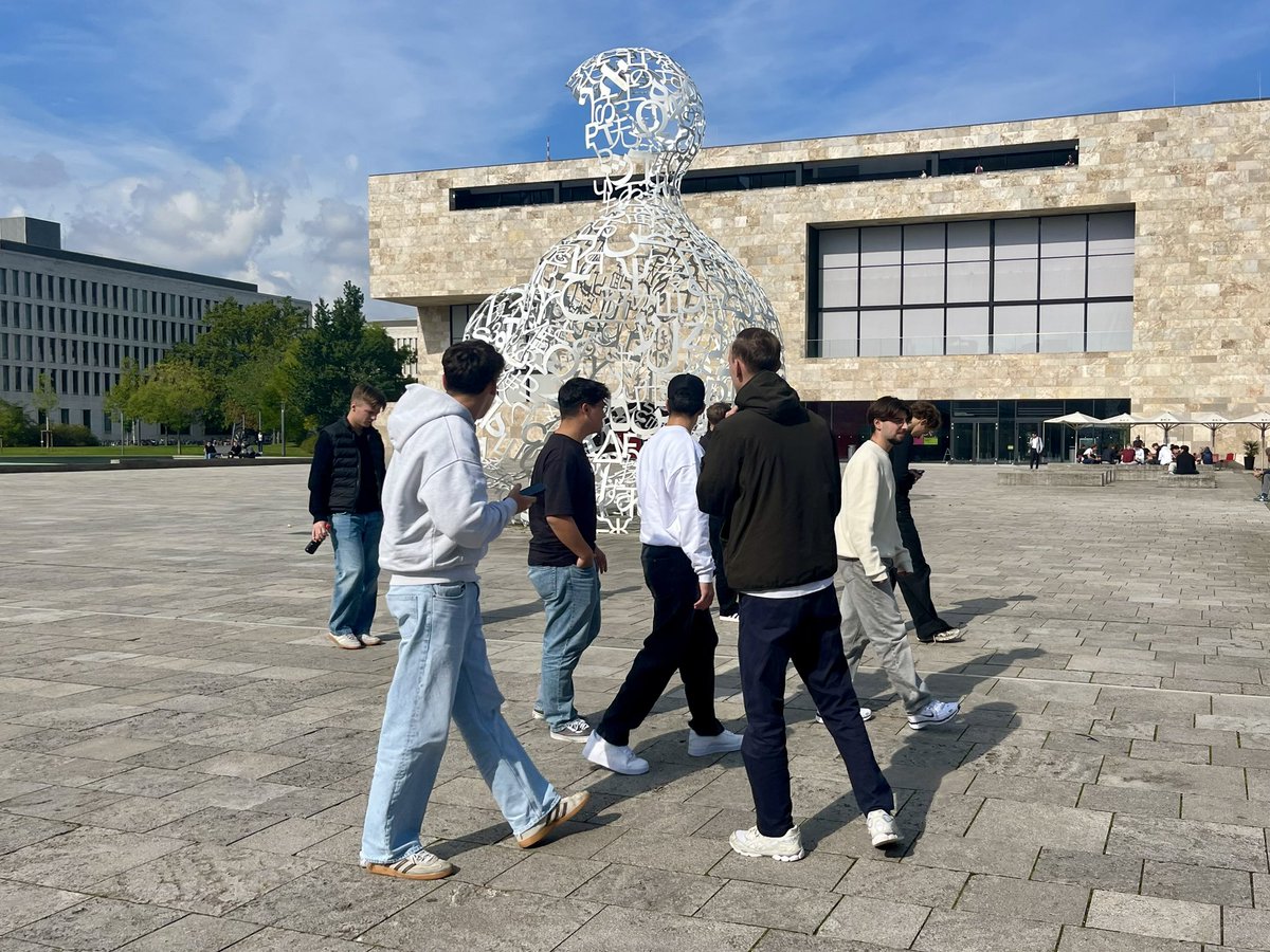 MPS_cog's tweet photo. The annual @BernsteinNeuro Conference is taking place in Frankfurt this week. If you attend then come and say hi! Here to talk about our fully funded PhD program! #passionforscience #maxplanckschools 👍🏻🧠👏🏾 https://t.co/C8UsVPuORP