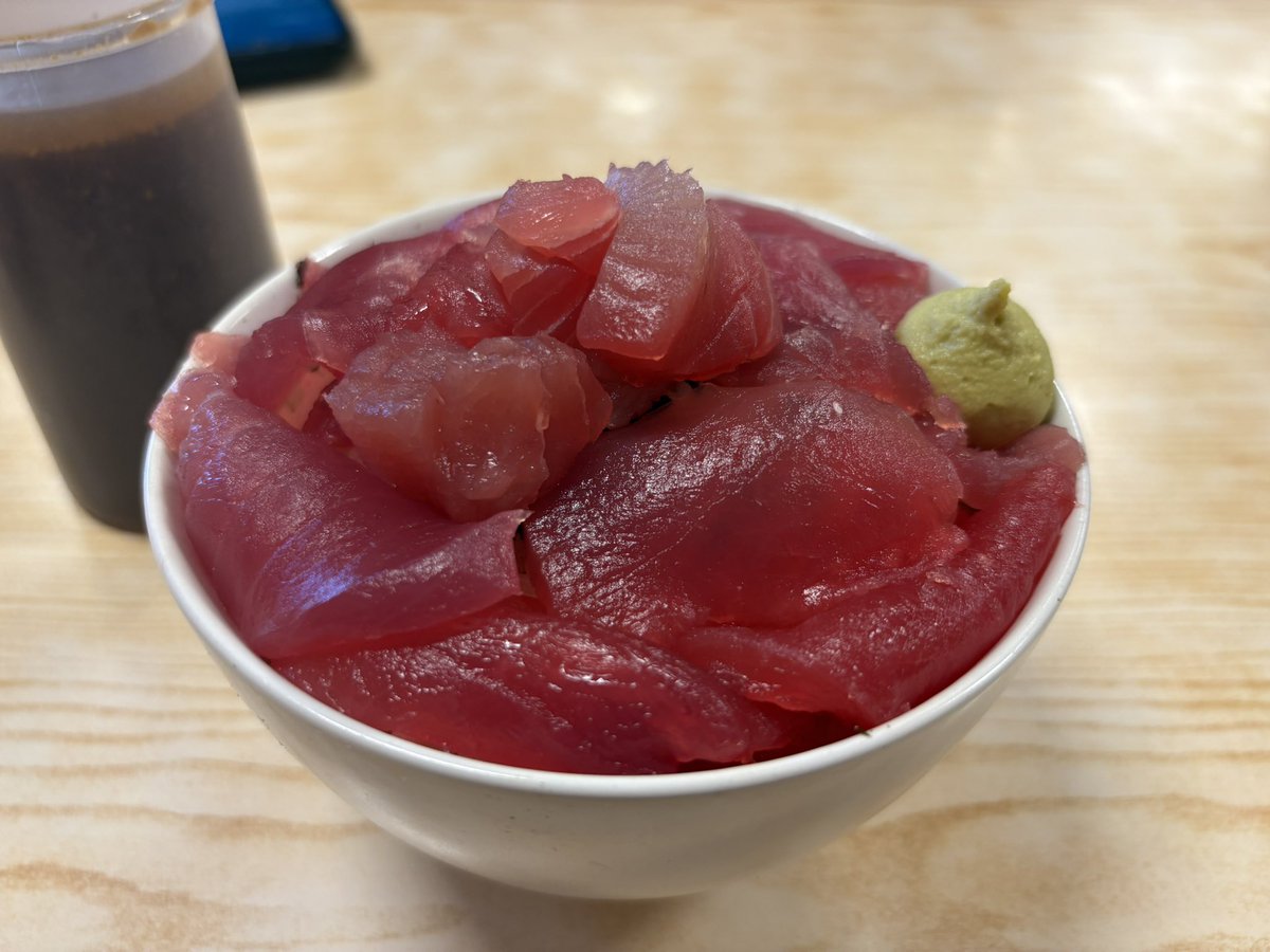 男3人で有給とってツーリング( ◜ᴗ◝)
友達のバイクがDUCATIに進化してた。
めちゃくちゃ羨ましい(´・ω・｀)