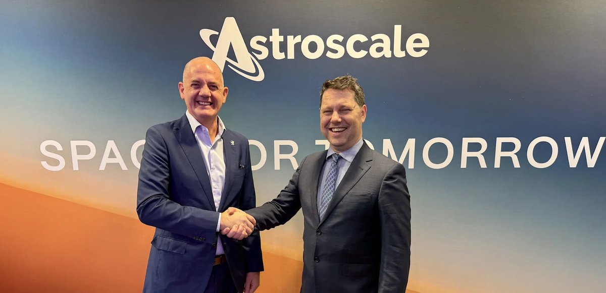 SpaceWatchGL's tweet image. Astroscale and HEO Expand SDA Partnership

A new 3-year MoU extends Astroscale &amp;amp; HEO’s monitoring and servicing collaboration into GEO, reinforcing allied space security.

🔗 spacewatch.global/2025/09/astros…

#SpaceWatchNews #OnOrbitServicing @astroscale_HQ @heospace