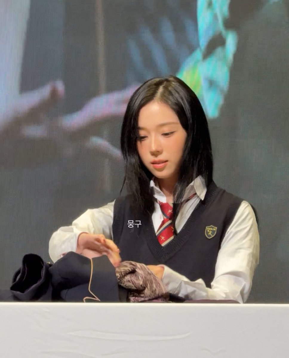 WINTER IN SCHOOL UNIFORM IS MY FAVE