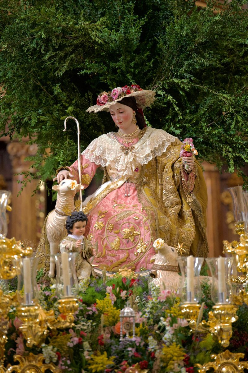 Hoy se cumple un año de esta bendita estampa.