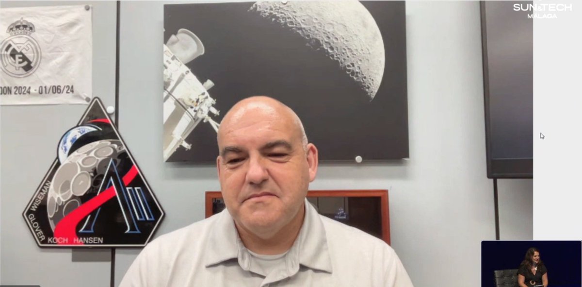 DiarioSUR's tweet photo. #STM25 en #directo📡 Turno para 'La NASA y el reto de volver a la Luna', por Carlos García-Galán de @NASA_es 
https://t.co/5jPlUJqvMy https://t.co/ZMFZwQoXUM