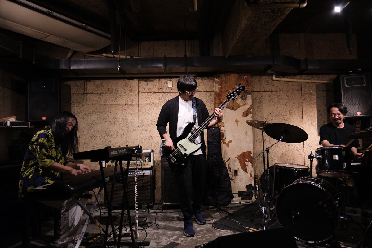 今池valentine driveでのライブ、お越しいただきありがとうございました‼︎
次回ライブはSCGTのレコ発‼︎

10/3(金)@名古屋JAMMIN'

SCGT
noh
Radical Humanism
yoake
/naname

開場18:30/開演19:00
前売¥2500

photo by yoshinagakamiyama