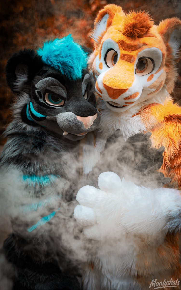 Smoking hot Picture with my Tiger 😈 

📸: <a href="/Monty_621/">Monty</a>